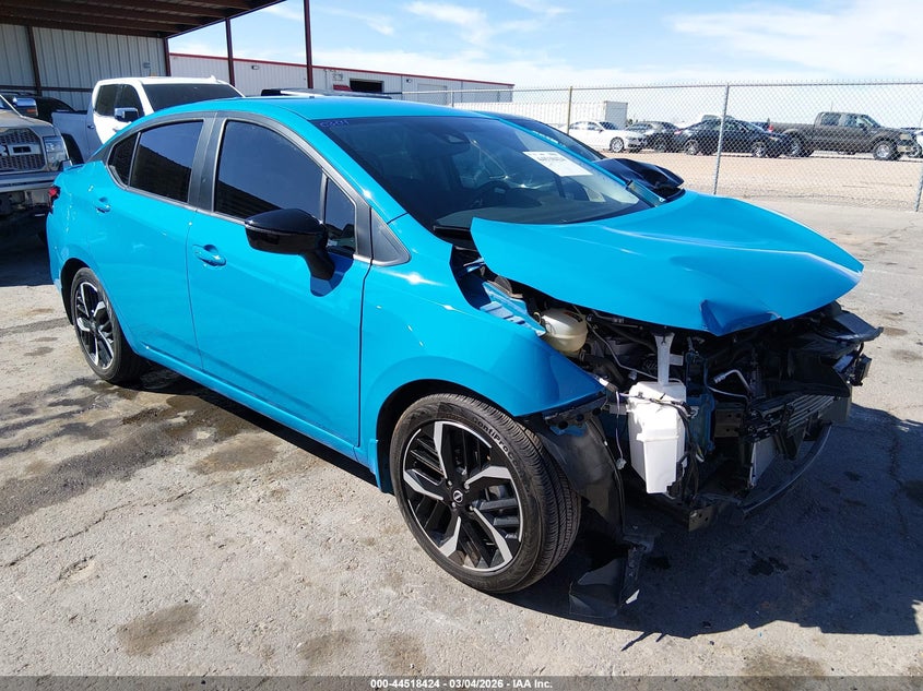 2025 Nissan Versa 1.6 Sr