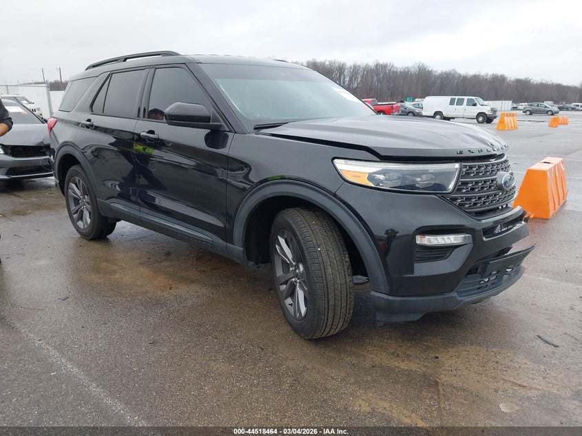 2022 Ford Explorer Xlt