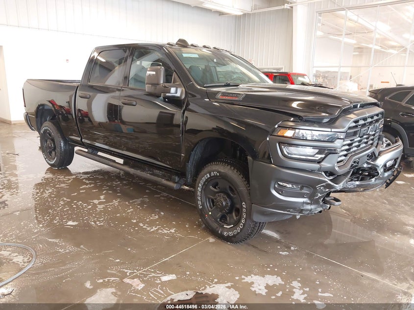 RAM 2500 TRADESMAN 4X4 6 4 BOX