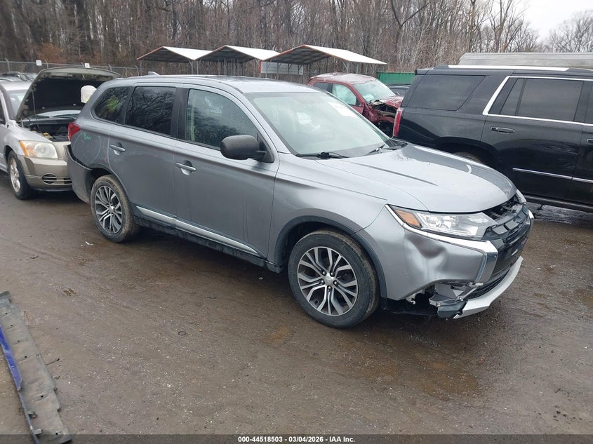 2017 Mitsubishi Outlander Es