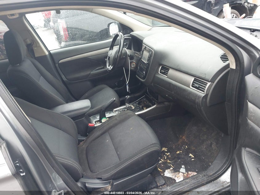 2017 Mitsubishi Outlander Es