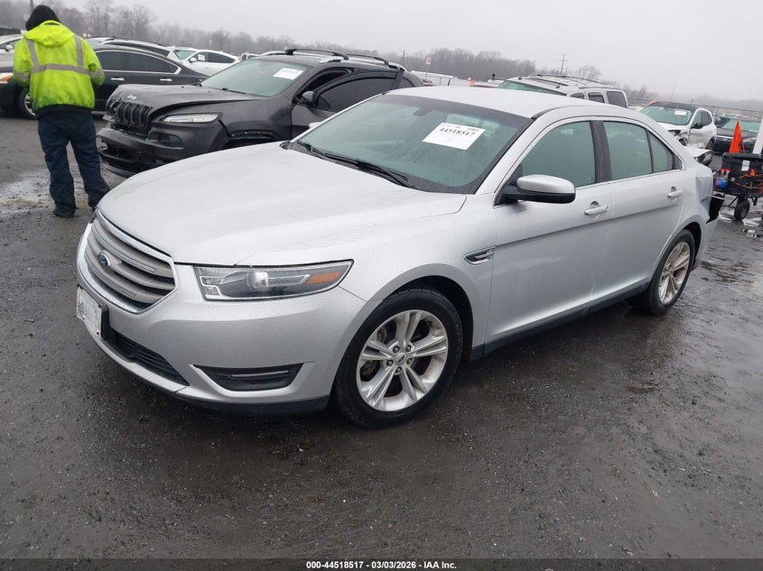 2016 Ford Taurus Sel