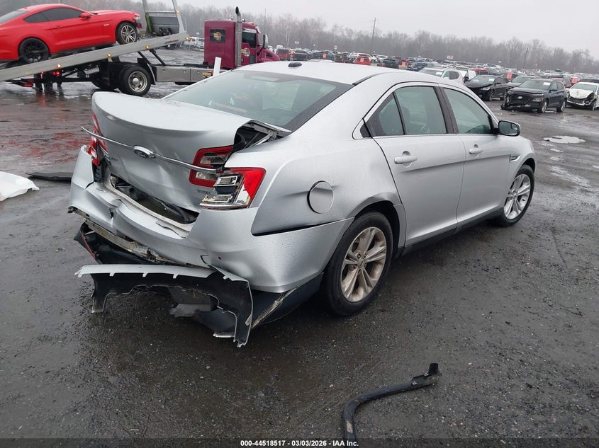 2016 Ford Taurus Sel