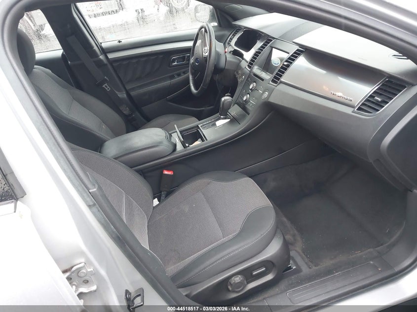 2016 Ford Taurus Sel