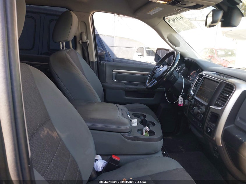 2017 Ram 1500 Big Horn 4X2 5'7 Box