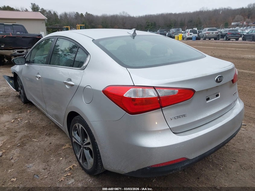 Vin: knafx4a85f5305391, lot: 45015432, kia forte ex 20153