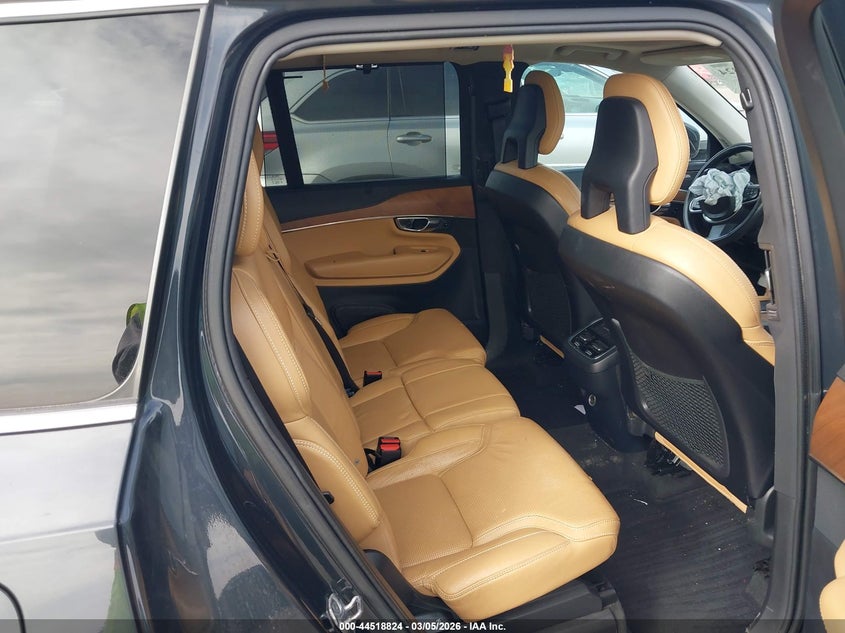 2016 Volvo Xc90 T6 Inscription VIN: YV4A22PL2G1050832 Lot: 44518824