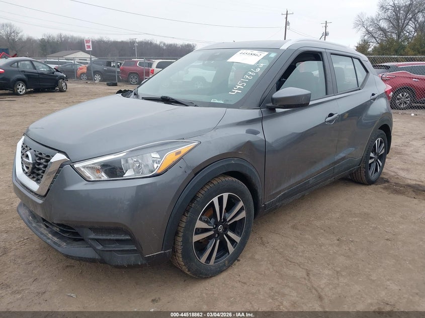 2020 Nissan Kicks Sv Xtronic Cvt