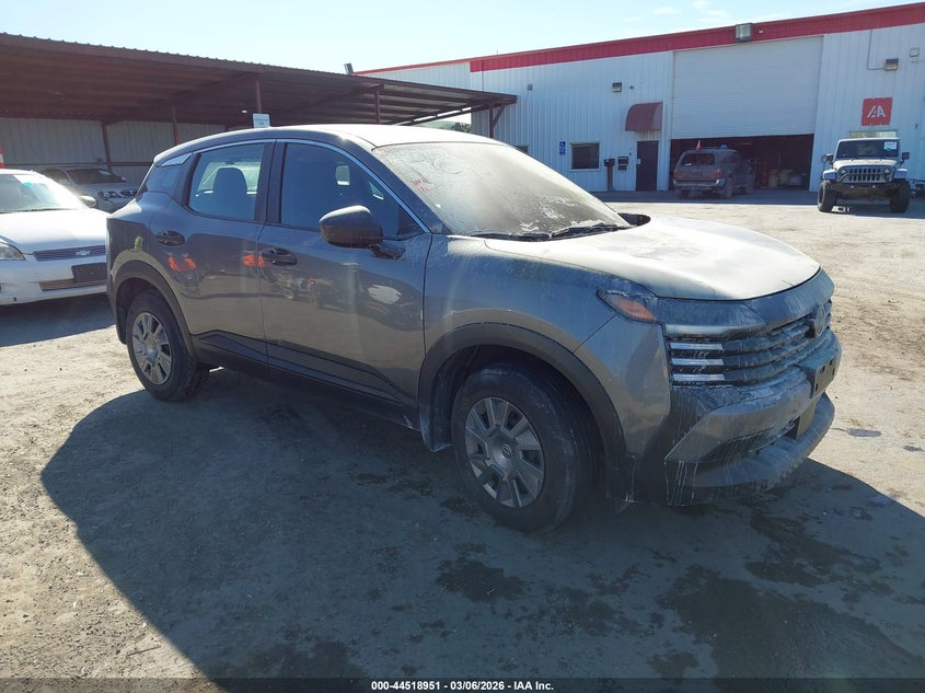 2025 Nissan Kicks S Fwd