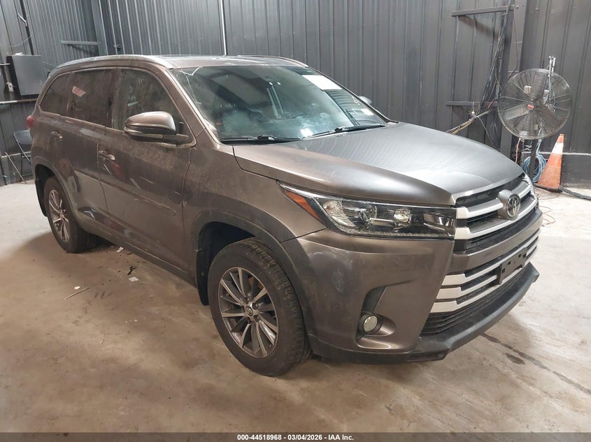 2019 Toyota Highlander Xle