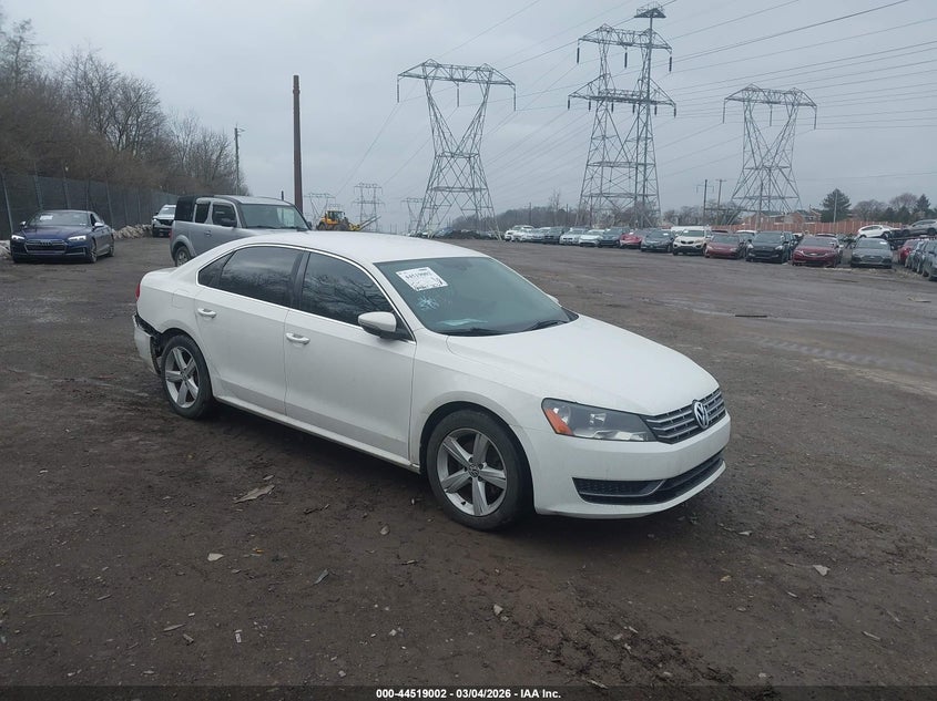 2012 Volkswagen Passat 2.5L Se