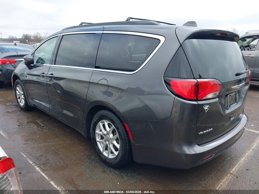 2020 Chrysler Voyager Lxi