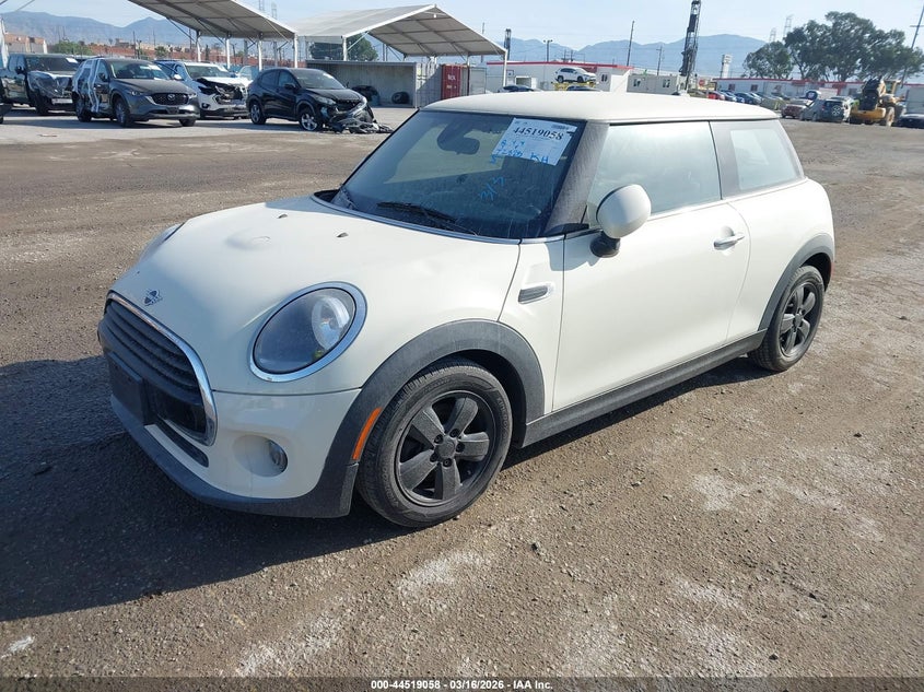 Vin: wmwxr3c09l2m62077, lot: 45015819, mini hardtop cooper 20202