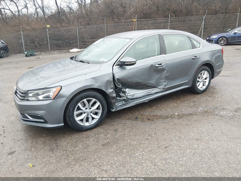 2016 Volkswagen Passat 1.8T S