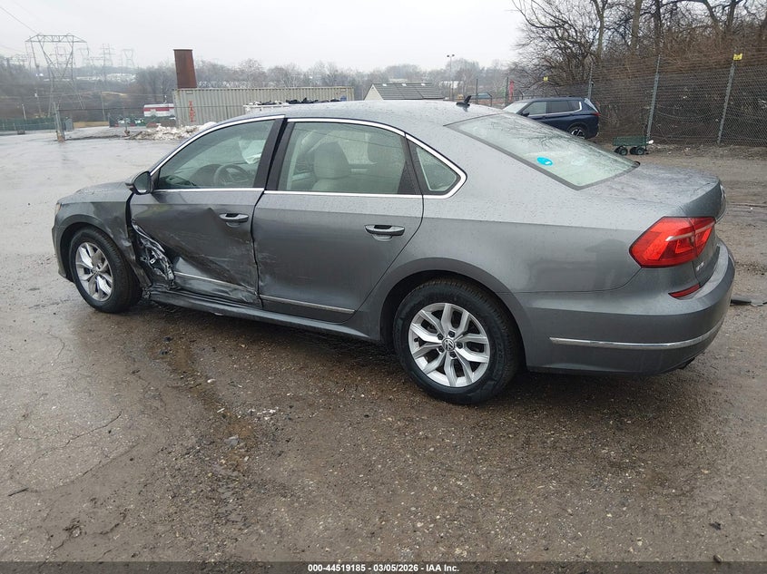 2016 Volkswagen Passat 1.8T S