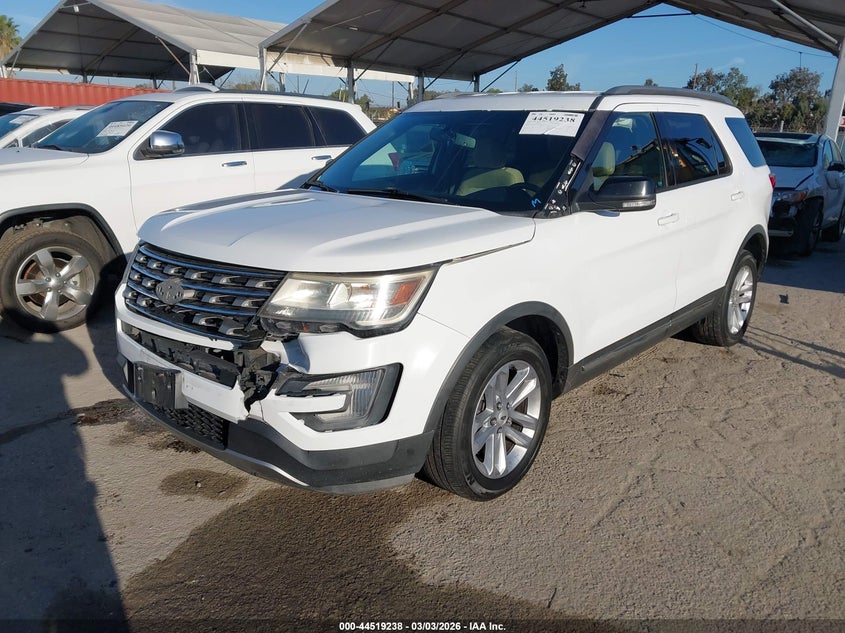 2017 Ford Explorer Xlt