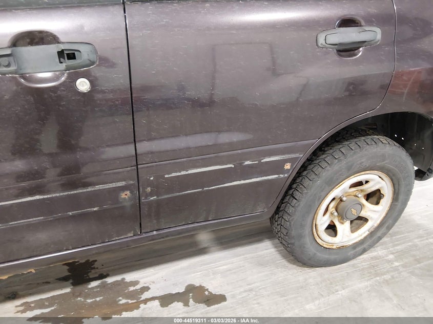 1999 Chevrolet Tracker VIN: 2CNBJ13C1X6900999 Lot: 44519311