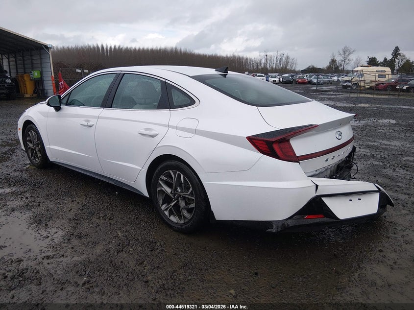 2022 Hyundai Sonata Sel