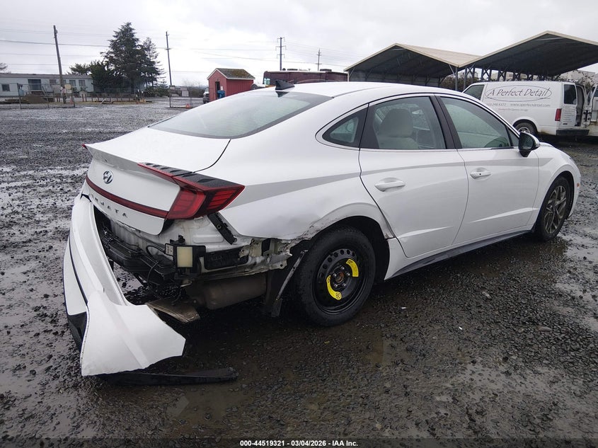 2022 Hyundai Sonata Sel
