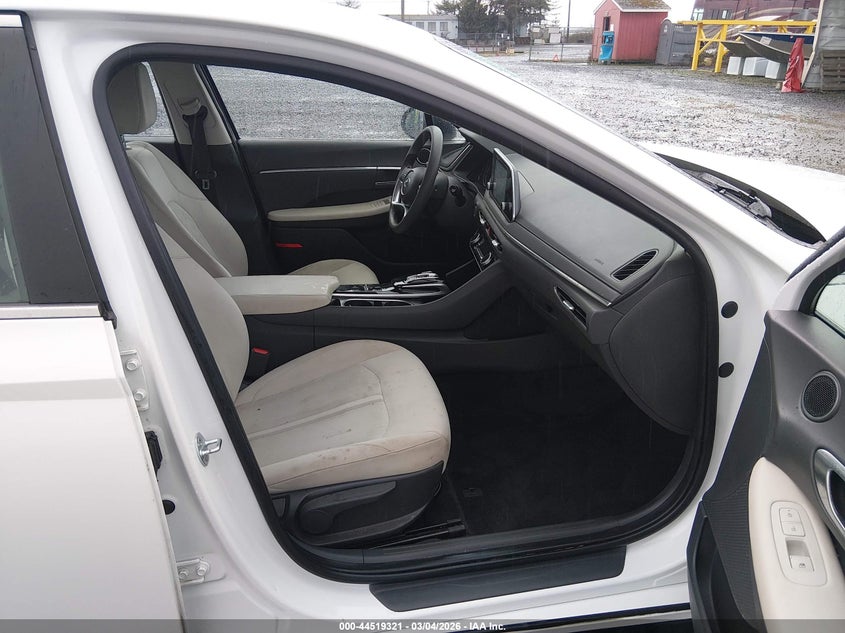 2022 Hyundai Sonata Sel