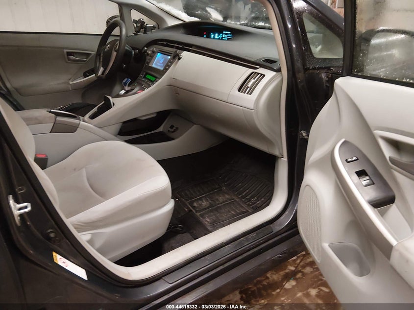 2014 Toyota Prius Two