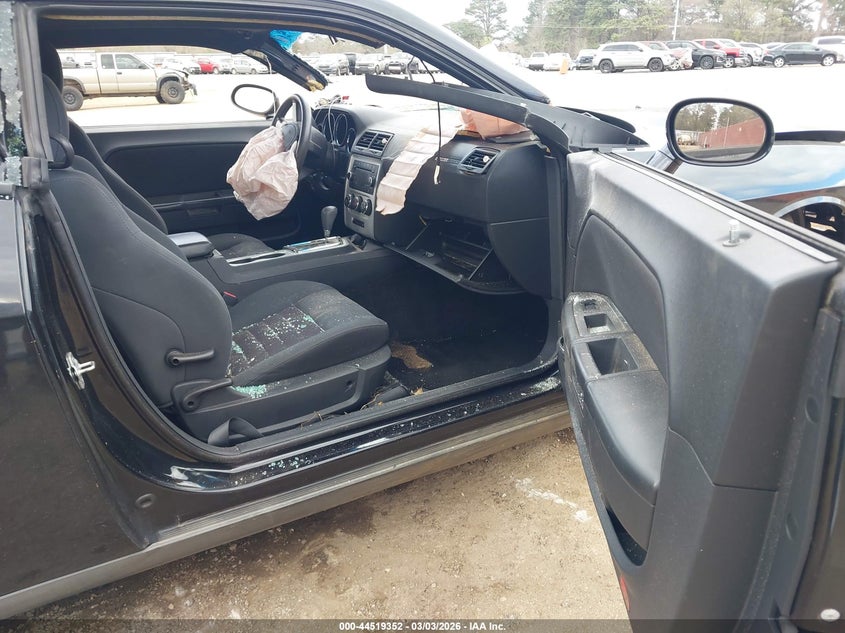 2010 Dodge Challenger Se