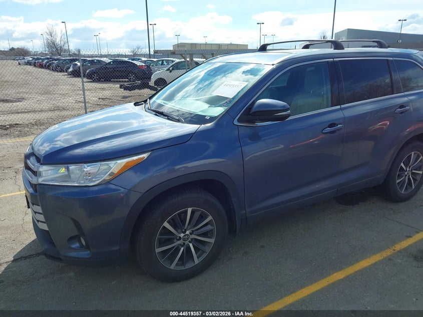 2019 Toyota Highlander Xle