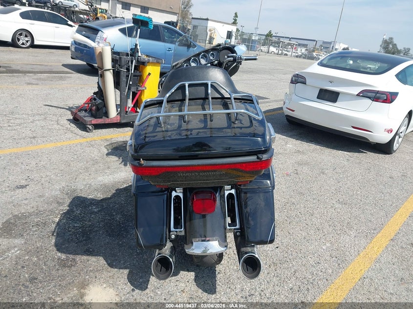 2017 Harley-Davidson Flhtk Ultra Limited VIN: 1HD1KED36HB626036 Lot: 44519437