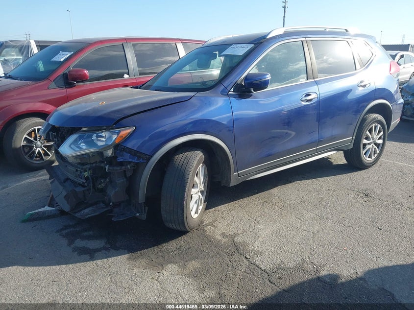 2018 Nissan Rogue Sv