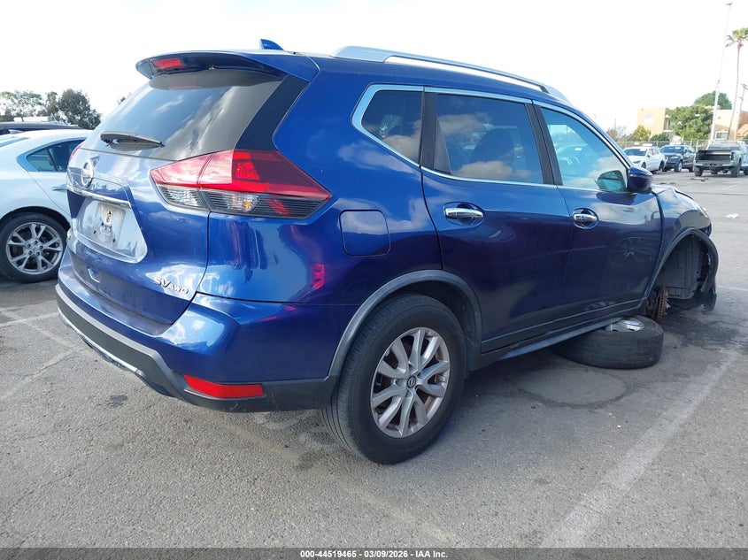 2018 Nissan Rogue Sv