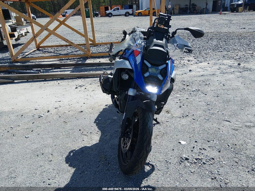 VIN WB10M2300S6L22405 2025 BMW R 1300 GS