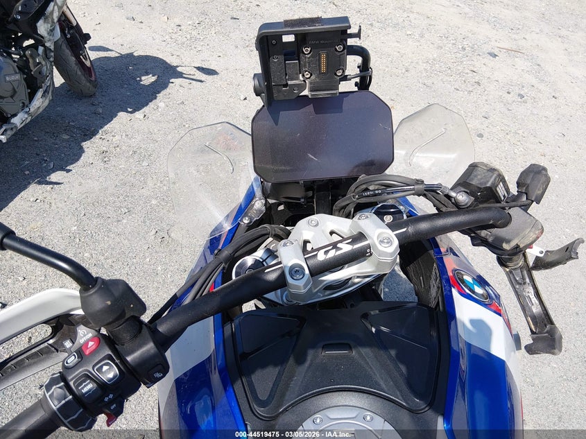 VIN WB10M2300S6L22405 2025 BMW R 1300 GS