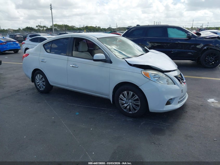 2012 Nissan Versa 1.6 Sv