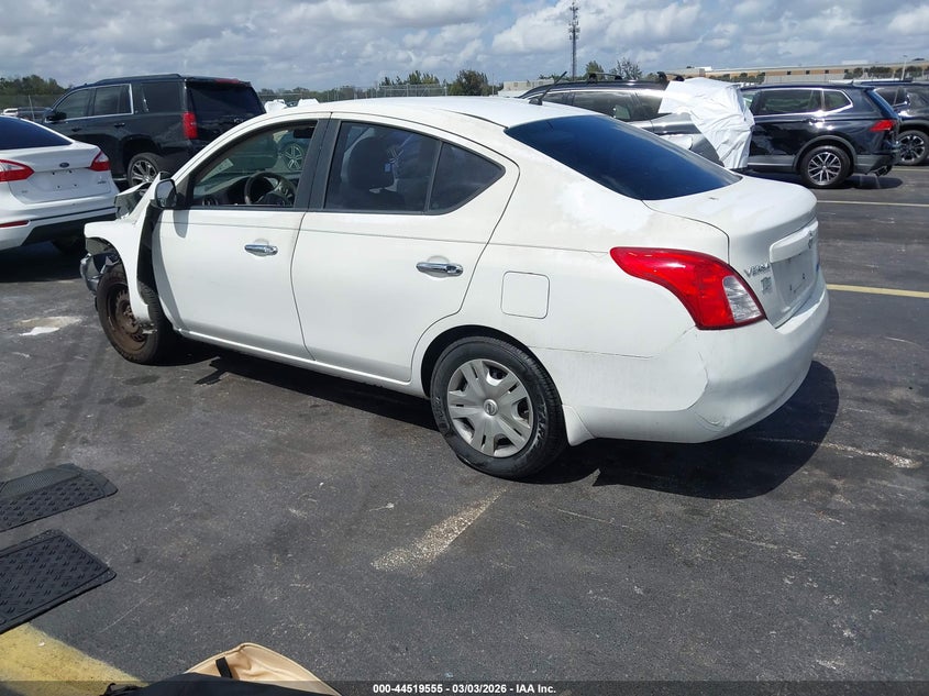2012 Nissan Versa 1.6 Sv