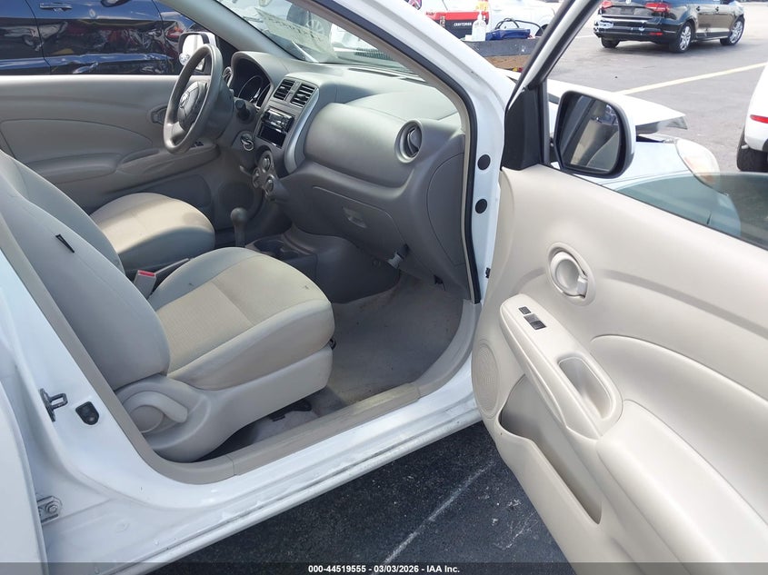 2012 Nissan Versa 1.6 Sv