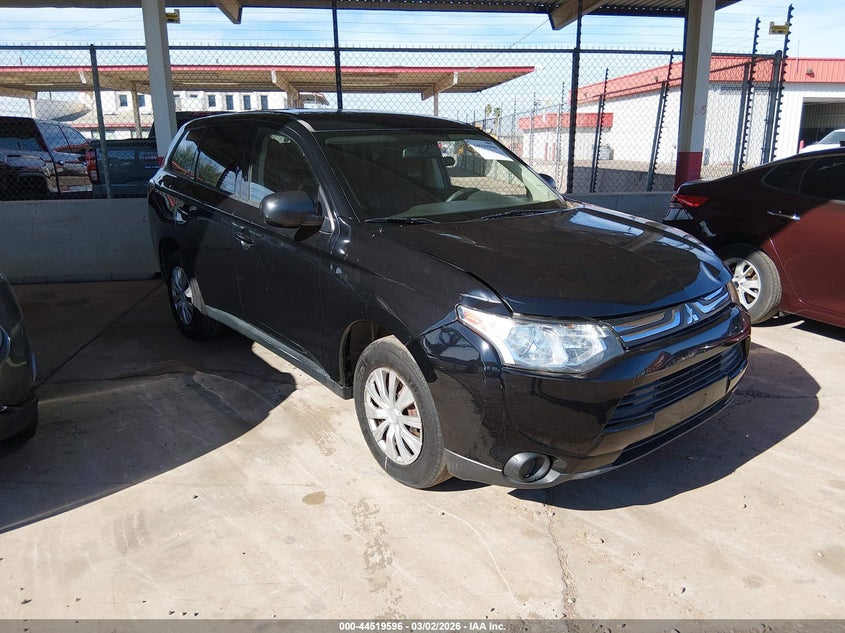 2014 Mitsubishi Outlander Es