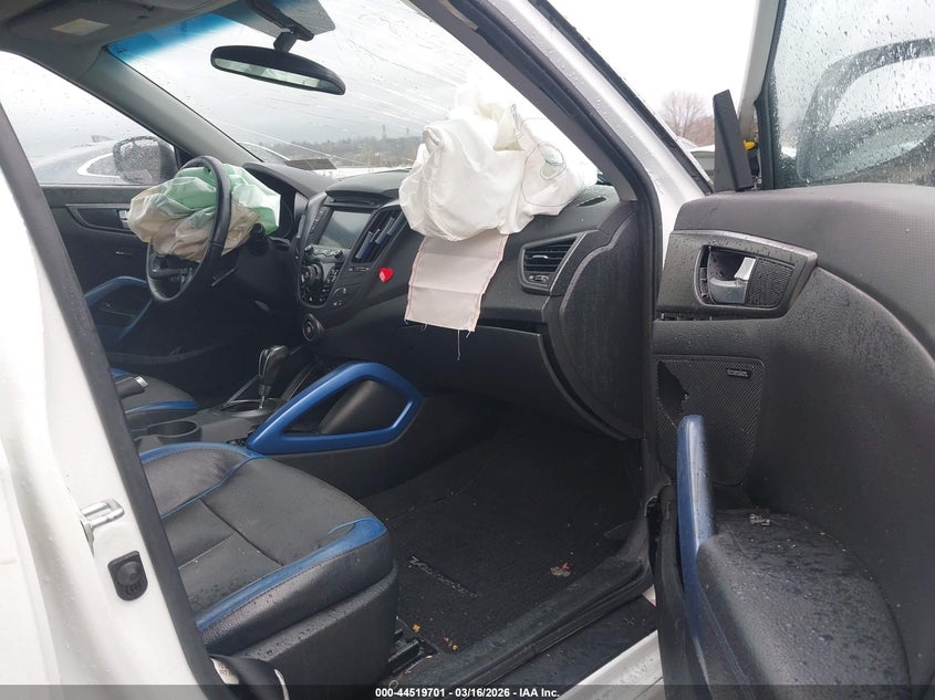 2013 Hyundai Veloster Turbo W/Blue