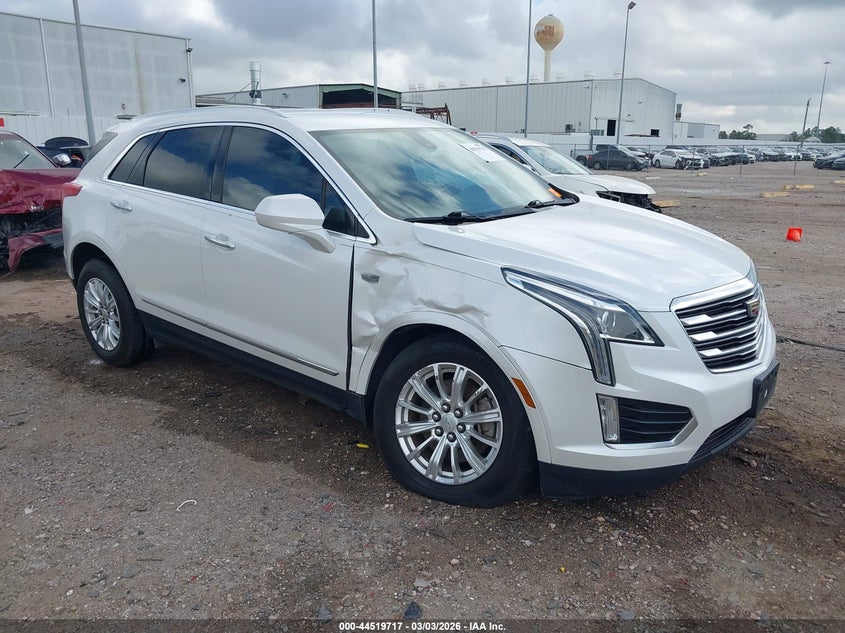 2017 Cadillac Xt5 Standard