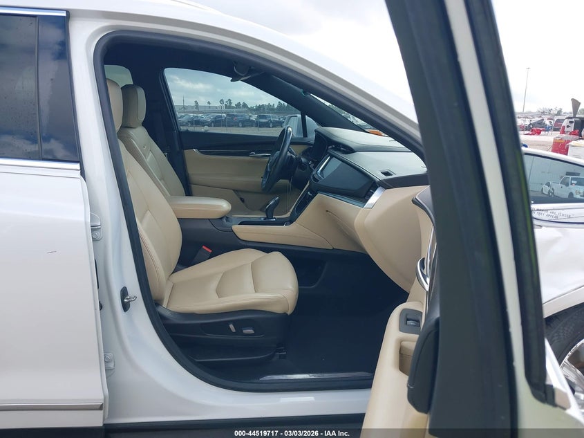 2017 Cadillac Xt5 Standard