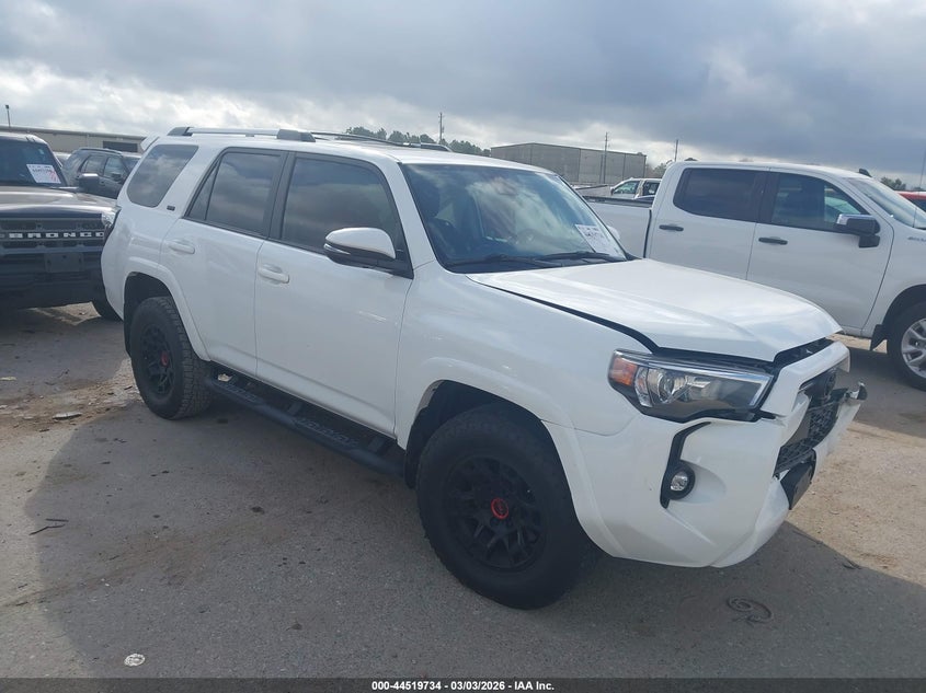 2024 TOYOTA 4RUNNER SR5 PREMIUM
