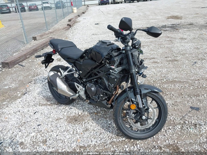 MLHNC5557S5500464 HONDA CBF300 Photo 1