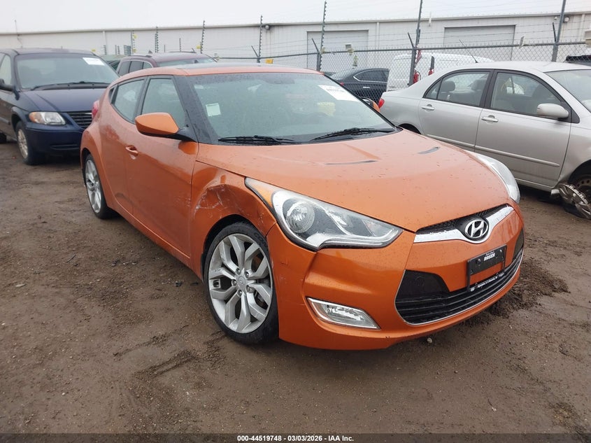 2013 Hyundai Veloster Base W/Black