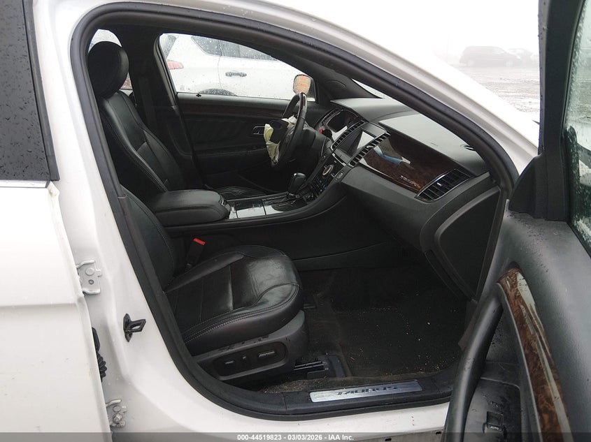 2018 Ford Taurus Limited