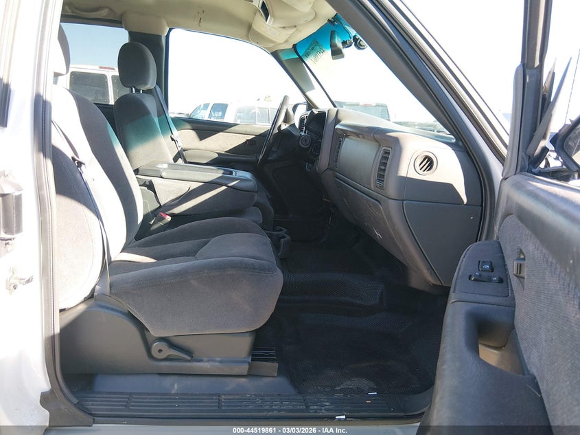 2003 GMC Sierra 2500Hd Sle