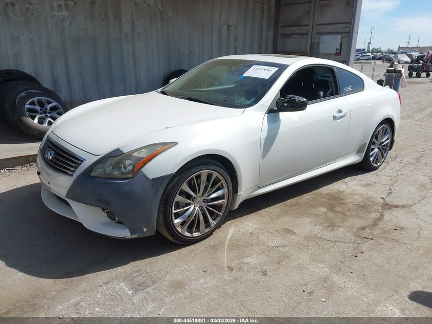 2011 Infiniti G37 Journey