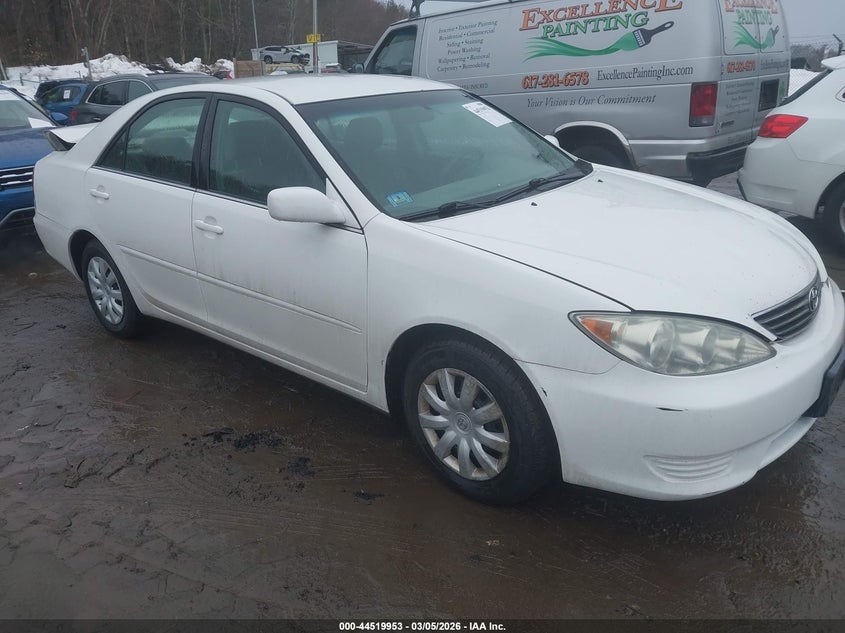 2005 Toyota Camry Le
