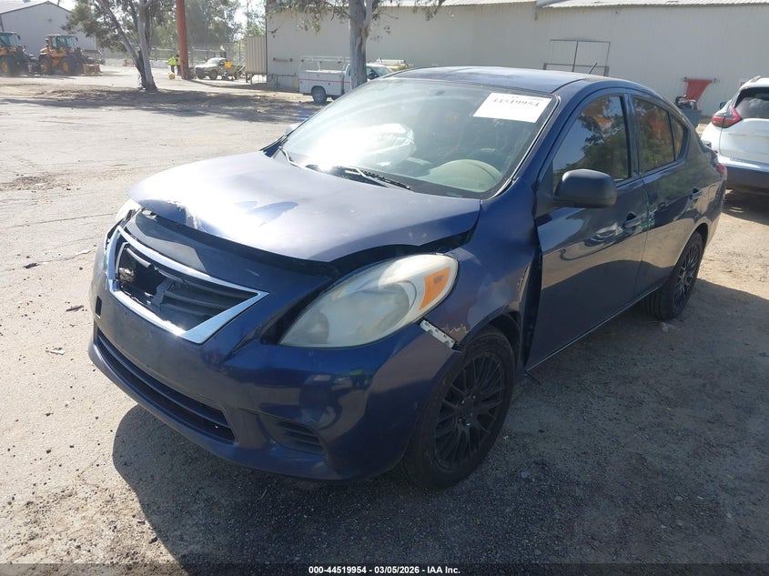 2014 Nissan Versa 1.6 S+