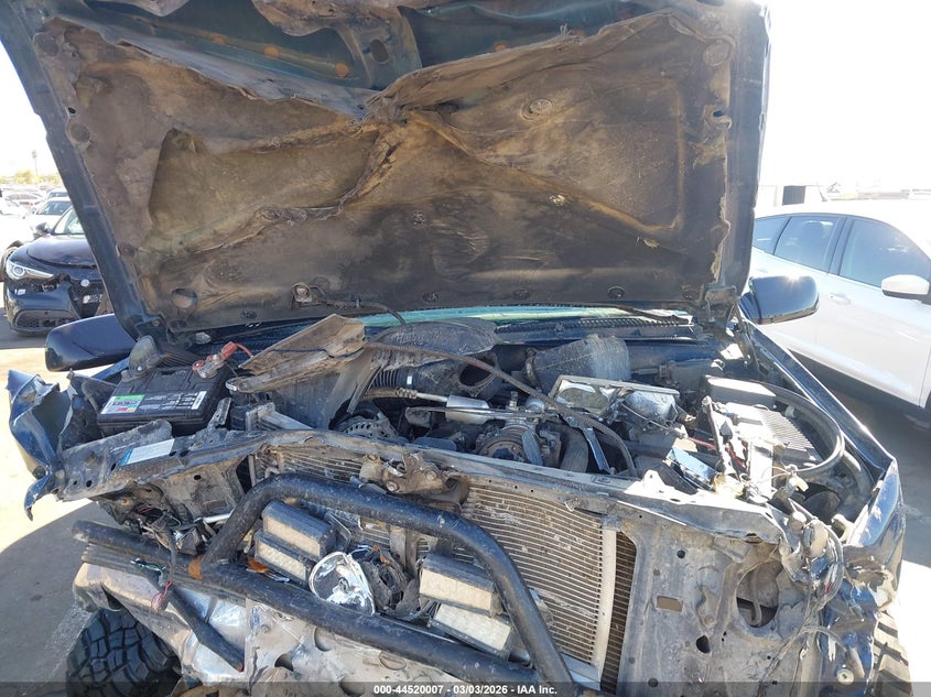 1997 Chevrolet Tahoe VIN: 3GNEK18R1VG172511 Lot: 44520007