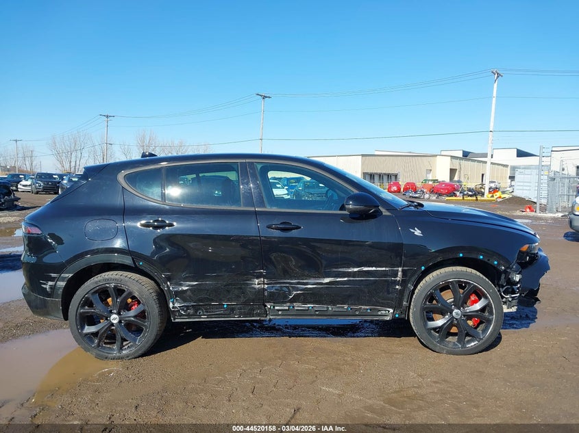 2024 Dodge Hornet R/T Plus Eawd VIN: ZACPDFDW8R3A23240 Lot: 44520158