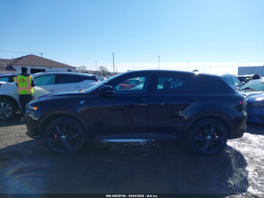 2024 Dodge Hornet R/T Plus Eawd VIN: ZACPDFDW8R3A23240 Lot: 44520158